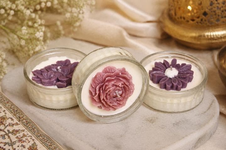 Bloom Petal Candle